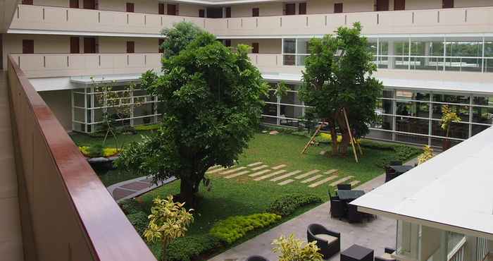 Luar Bangunan TreePark Karawang