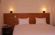 Kamar Tidur 5 Royal Parbina Hotel