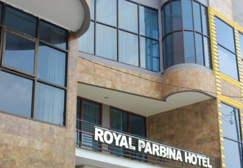 Bên ngoài Royal Parbina Hotel