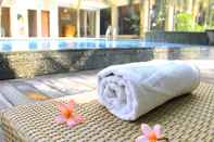 Swimming Pool Narita Hotel Surabaya