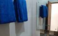 Toilet Kamar 4 Jepun Segara Guest House