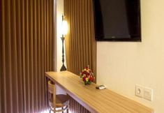 Bedroom 7 deMIRA Hotel Gubeng Surabaya