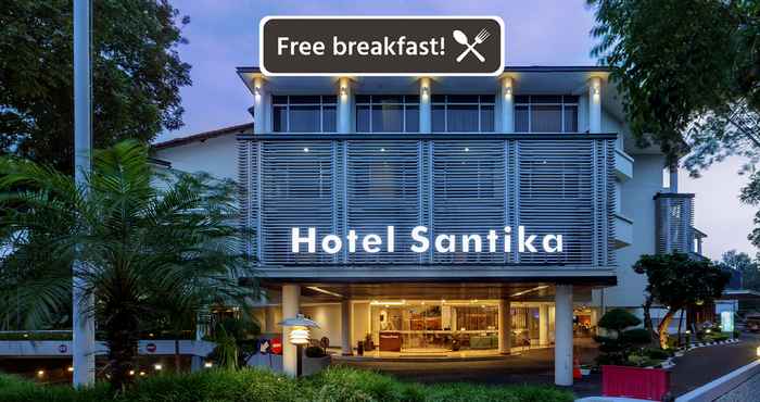 ภายนอกอาคาร Hotel Santika Bandung