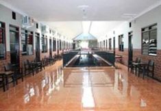 Lobby 4 Tristar Hotel Madiun
