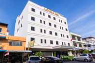 Bangunan Lovina Inn Nagoya Batam