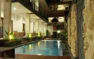 Swimming Pool 3 D'Gaduh Suite Kuta