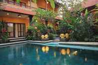 Swimming Pool Mawa House Ubud by Pramana Villas