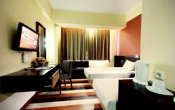 Pandanaran Simpang Lima Semarang - Grand Deluxe Room Breakfast