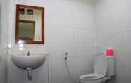 Toilet Kamar 6 Hotel Augusta Lembang