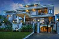 Exterior Elliotti Residence Duta Niaga