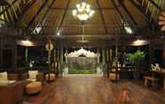 Lobby 5 Kinaara Resort & Spa