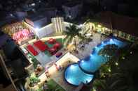 Swimming Pool Narita Hotel Tangerang