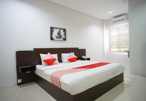 Bedroom OYO 1477 Athar 88 Hotel