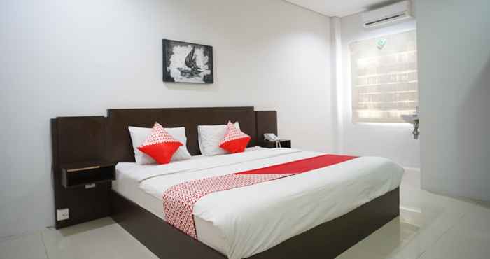 Kamar Tidur OYO 1477 Athar 88 Hotel