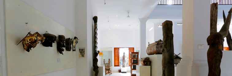 Lobi Alam Puri Art Museum Villa