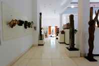 Lobby Alam Puri Art Museum Villa