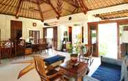 Sảnh chờ 2 Pool Villa Merumatta Senggigi