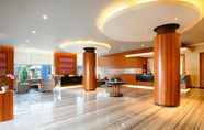 Lobby 4 Hotel Santika Makassar