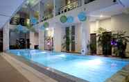 Swimming Pool 2 Hotel Morina Malang