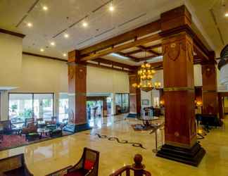 Lobby 2 The Sunan Hotel Solo