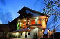 Exterior Amerta Homestay