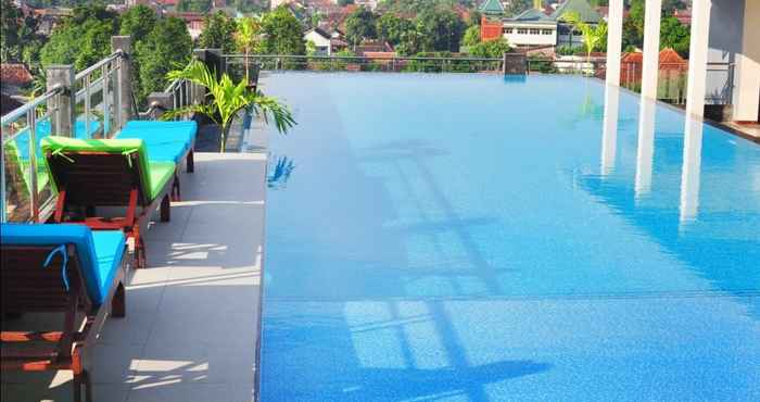 Swimming Pool Pandanaran Prawirotaman Yogyakarta