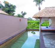 Swimming Pool 2 Alam Puisi Villa Ubud