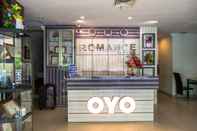 Lobby SUPER OYO Capital O 664 Romance Hotel