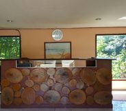 Lobby 5 Hotel Raja Ampat