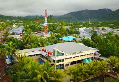 Nearby View and Attractions Hotel Raja Ampat