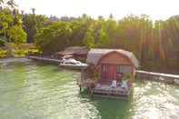 Swimming Pool Hotel Raja Ampat