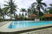 สระว่ายน้ำ Resort Prima Anyer