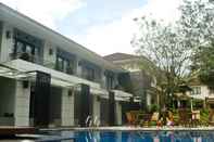 Swimming Pool Resort Prima Cipayung