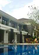 SWIMMING_POOL Resort Prima Cipayung