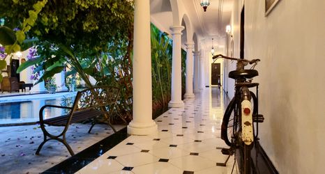 Lobby 2 Omatha Village