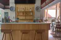 Bar, Kafe dan Lounge New Sunari Lovina Beach Resort