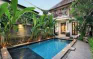 Swimming Pool 2 Gusde Tranquil Villas by EPS