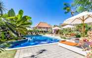 Swimming Pool 3 Padma Kumala Hotel