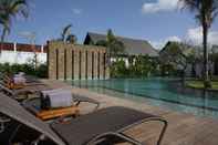 Swimming Pool The Samaya Seminyak