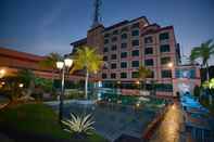 Swimming Pool Novita Hotel Jambi