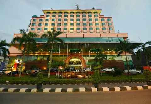 Exterior Novita Hotel Jambi