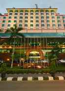 EXTERIOR_BUILDING Novita Hotel Jambi