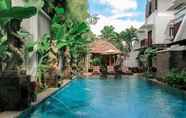 Hồ bơi 7 Argya Santi Suites & Villas Seminyak