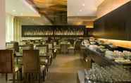 Restoran 6 Hotel Santika BSD