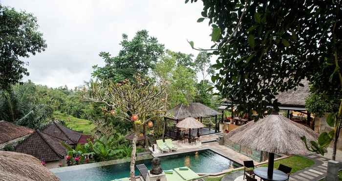 สระว่ายน้ำ Beji Ubud Resort