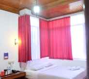 Bedroom 6 Ambun Suri Hotel