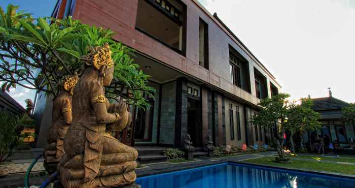 Swimming Pool Ubud Canti Accommodation