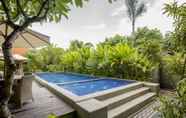 Swimming Pool 3 Pondok Anyar Hotel