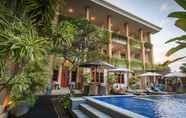 Hồ bơi 6 Pondok Anyar Hotel