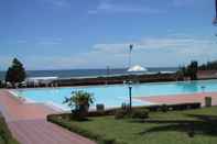 Swimming Pool Grage Hotel Bengkulu